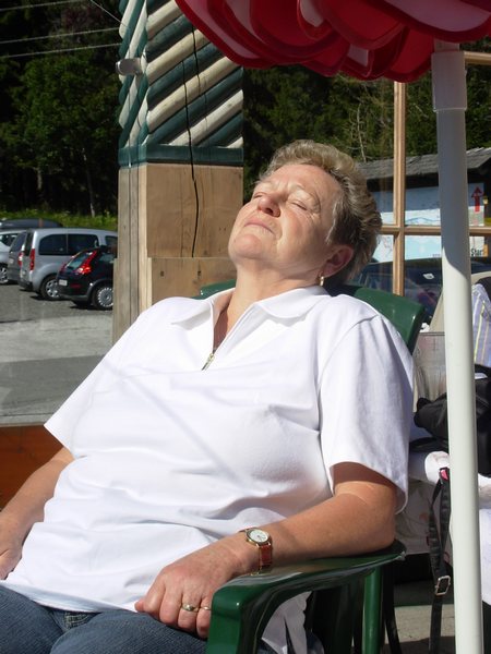 n_05 Nach dem Essen.jpg